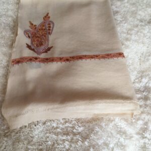 Classic Ivory Kashmiri Toosha Shawl with Traditional Sozni Paisleys & Hashia Border